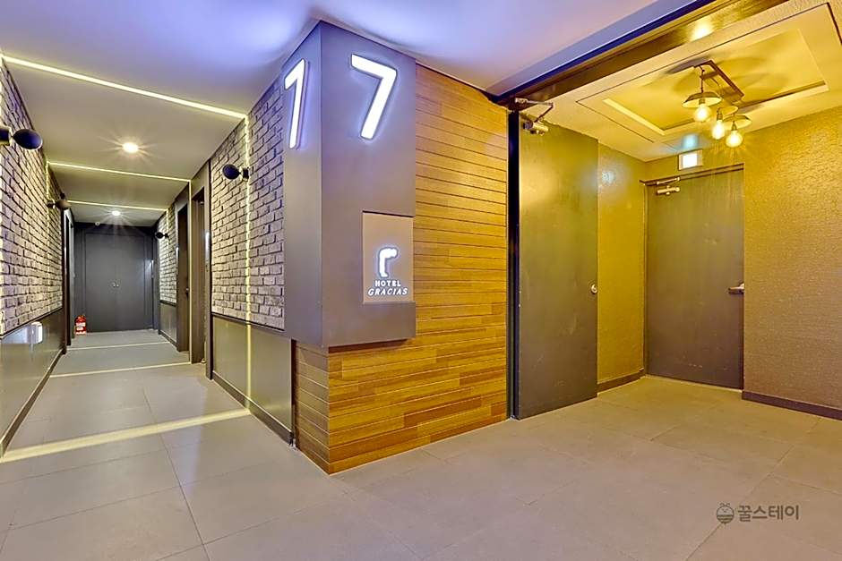 Gracias Hotel Gimhae