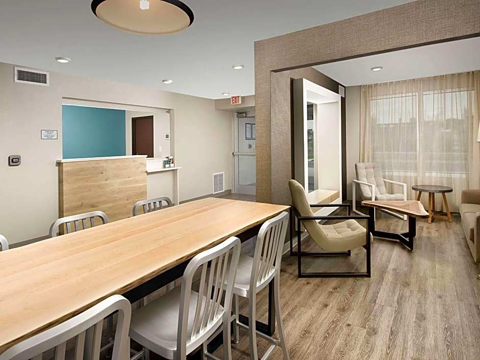Extended Stay America Suites - Minneapolis - Fridley