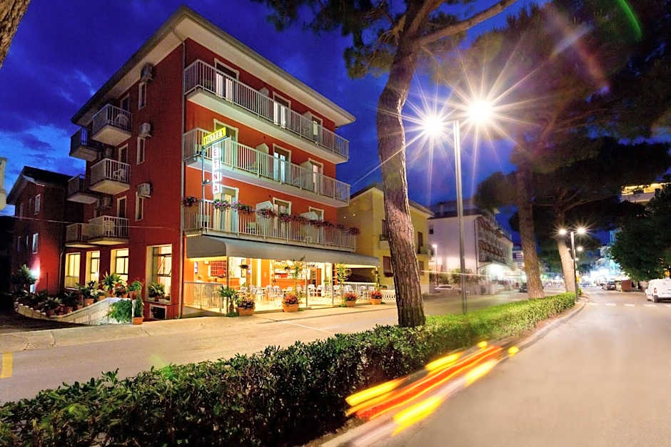 Hotel Etna