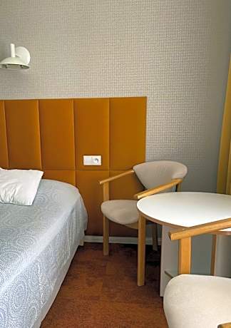 Double or Twin Room with Balcony