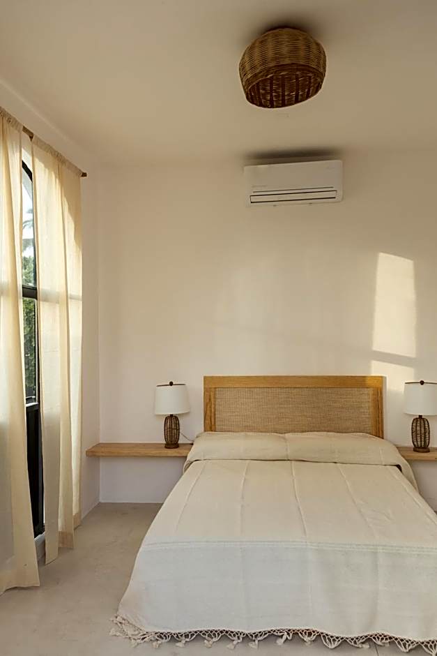 La Punta Rooms