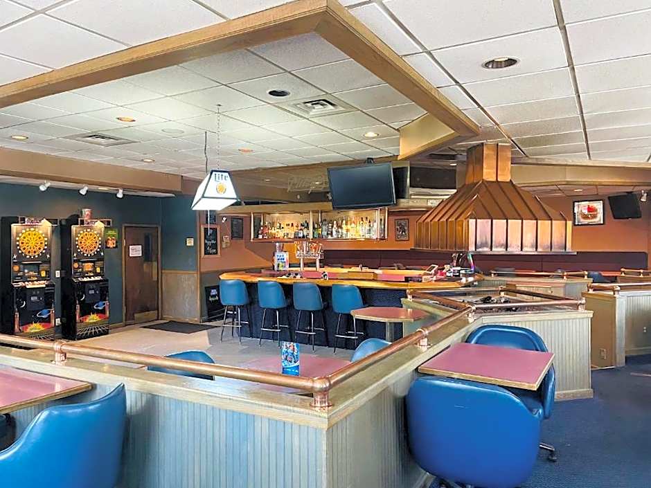 Photo 1 of 18 of Americas Best Value Inn Sandpoint