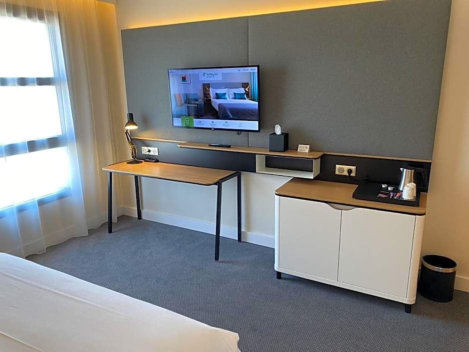 Holiday Inn Dijon Sud Longvic By IHG