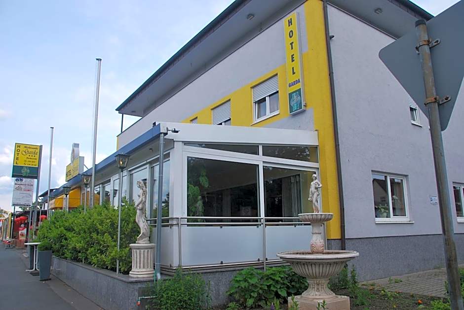 Hotel & Restaurant Garda