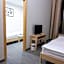Zaliasis slenis - Self check-in hotel - Free parking