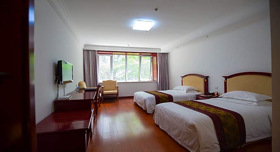 YUN-JING SEA VIEW HOTEL