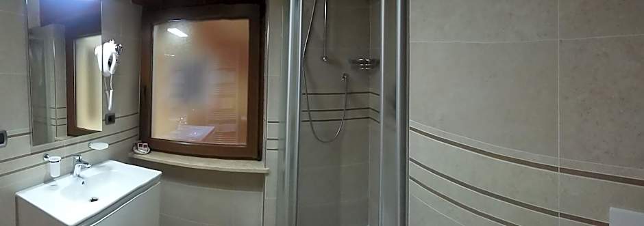 Hotel Garnì Ai Serrai