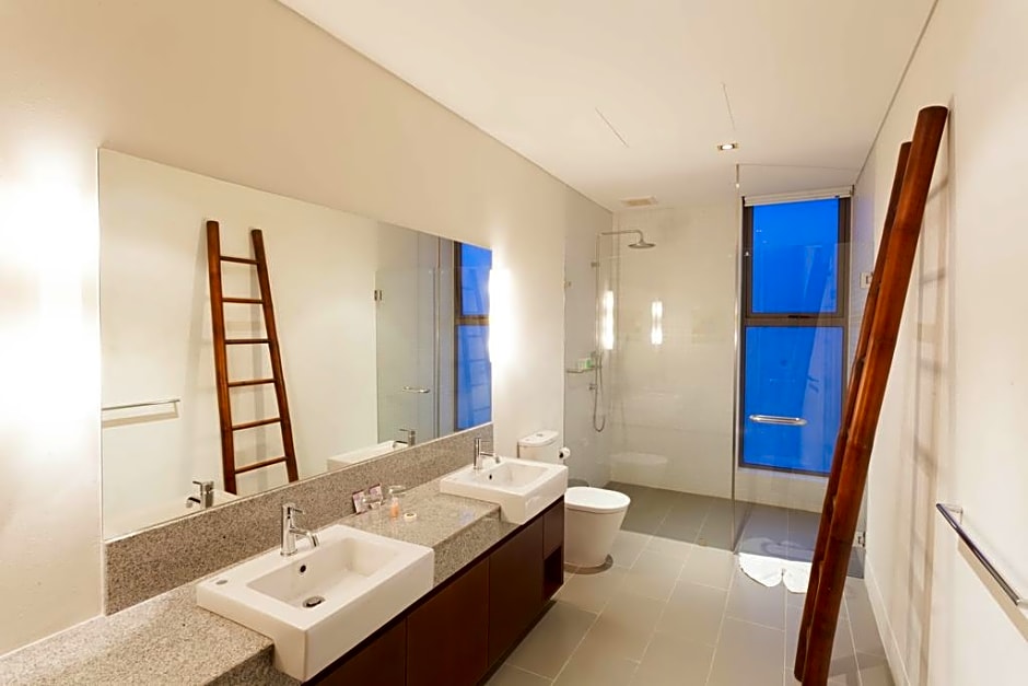 Baan Yamu Residences by RESAVA