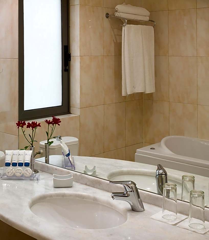 Blue Sea Hotel Alimos