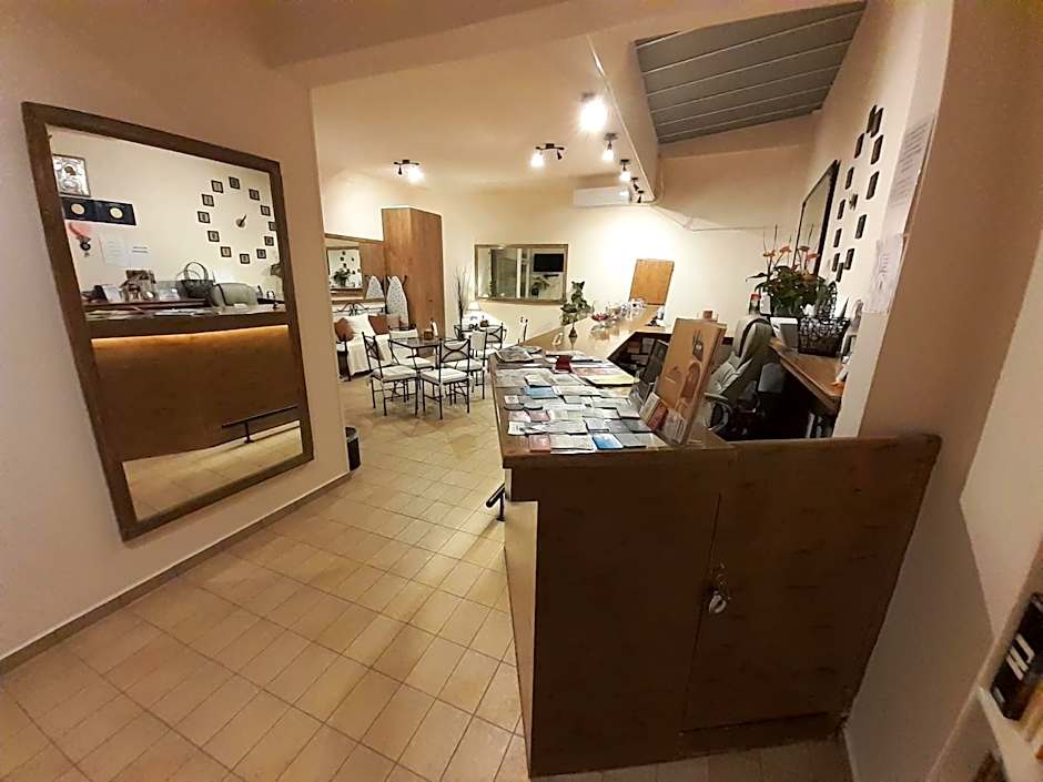 Central 9 Rooms