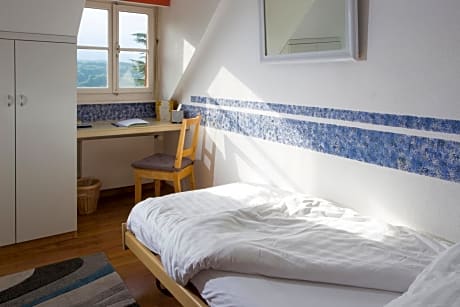 Standard Single Room with Shower
