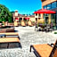 Courtyard By Marriott Detroit Warren