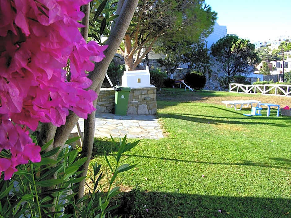 Elena Studios & Apartments