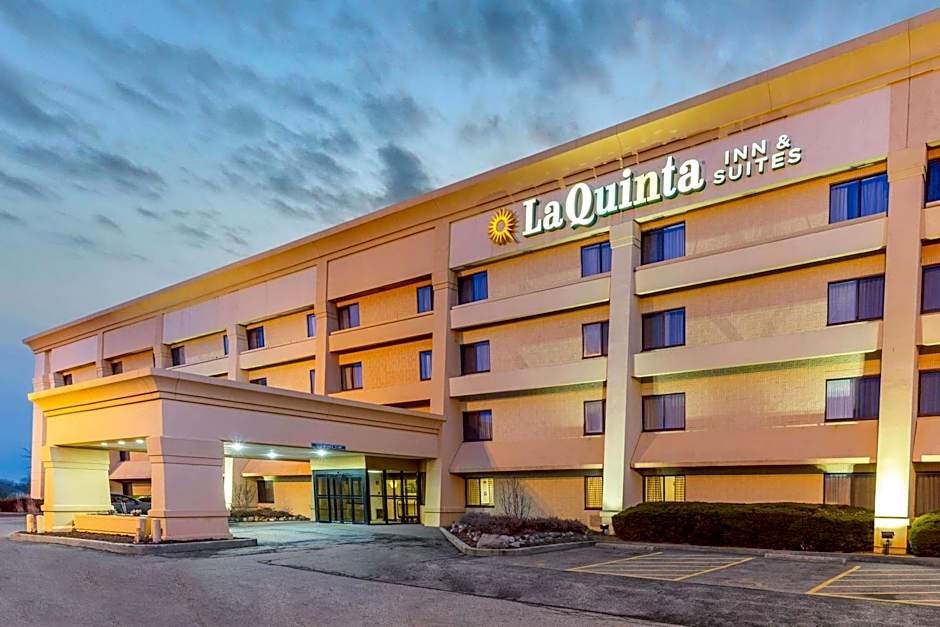 La Quinta Inn & Suites by Wyndham Chicago Gurnee