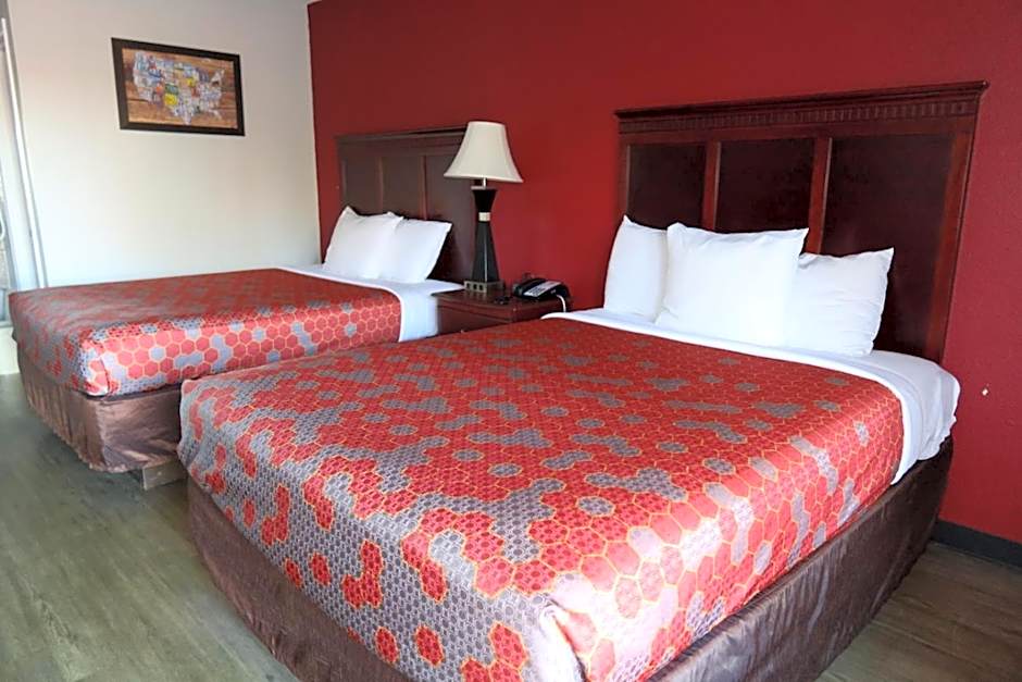 Econo Lodge Inn & Suites Evergreen