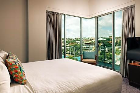 Suite with City View