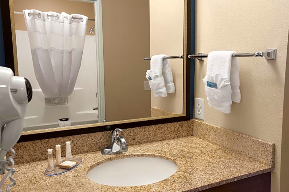 Baymont Inn & Suites by Wyndham Odessa