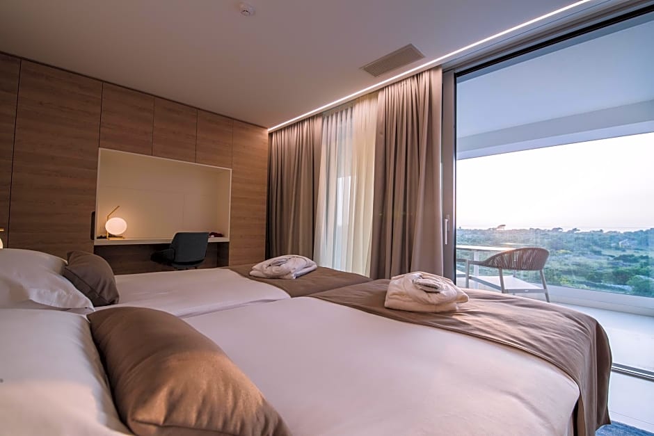 Photo 1 of 1 of Apartment, Sea View