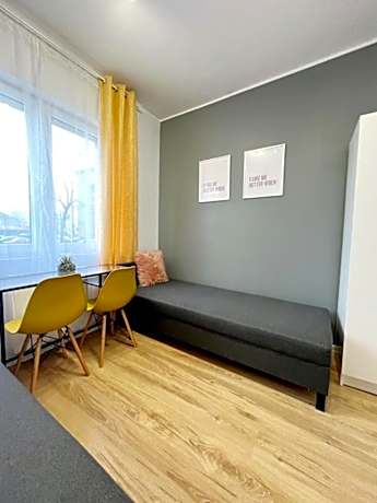 Twin Room with Shared Bathroom