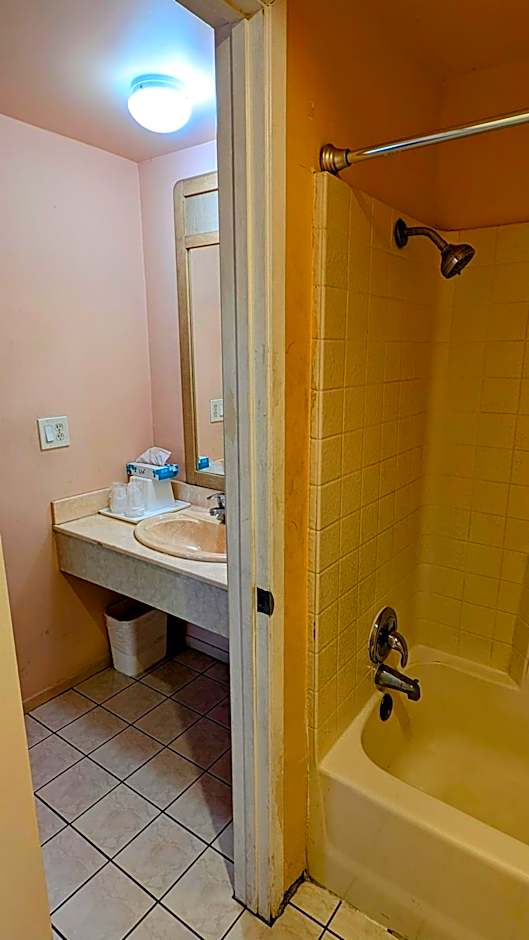 Royal Century Hotel at LAX