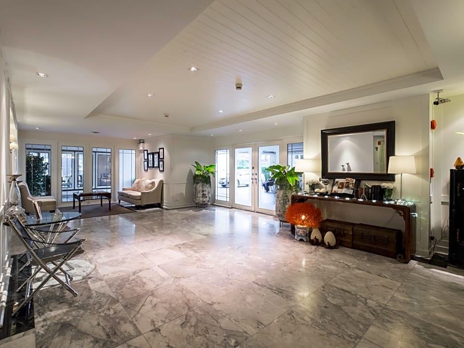 Rongratana Executive Residence