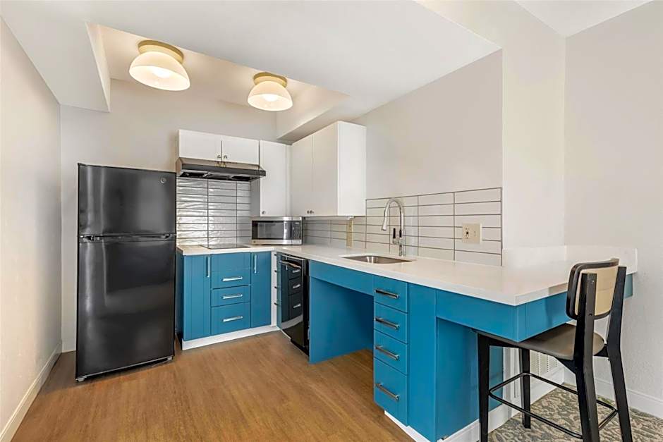 Sonesta ES Suites Dulles Airport