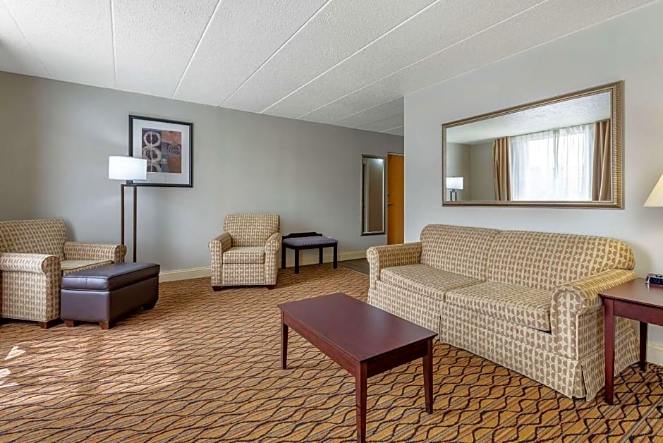 Comfort Inn & Suites Glen Mills - Concordville