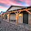 -Pet Friendly- Miners Cabin #5 -Two Double Beds - Private Balcony