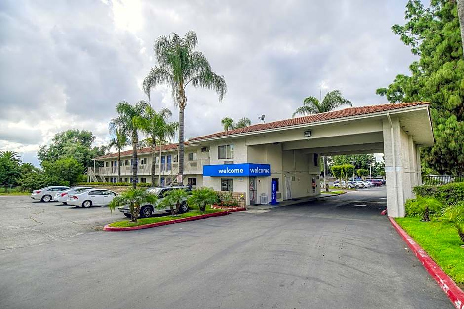 Motel 6 Chino, CA