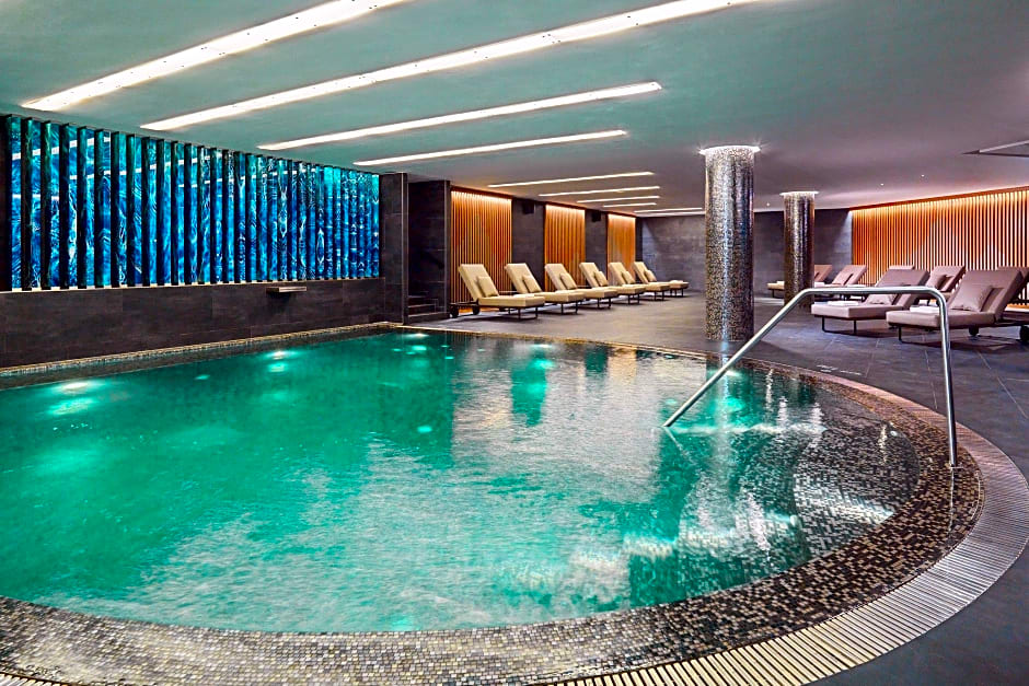 Sheraton Grand Tbilisi Metechi Palace