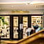 Lancaster House Hotel