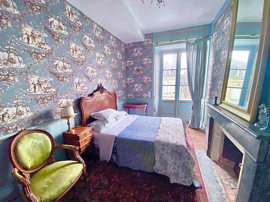L'Hotel de Hercé Chambre d'Hote