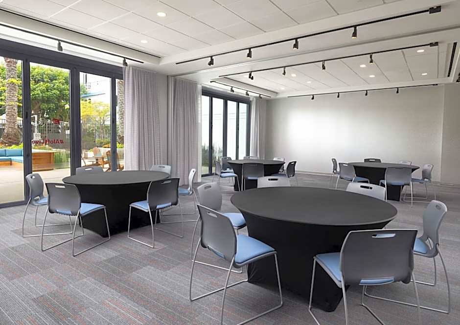 Aloft El Segundo - Los Angeles Airport