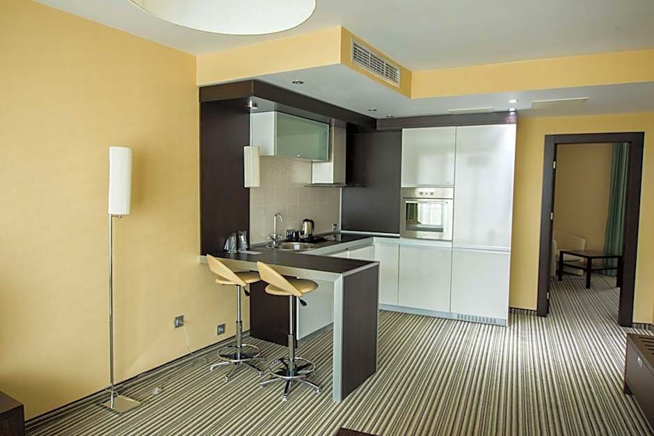 Best Western Plus Olives City Hotel