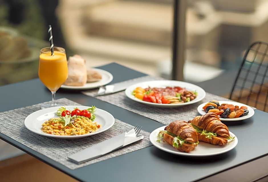 Hotel Harmonia by Dukley