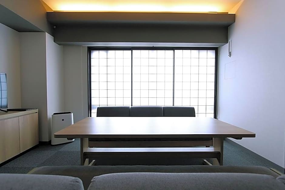MIMARU Kyoto Karasuma Oike North