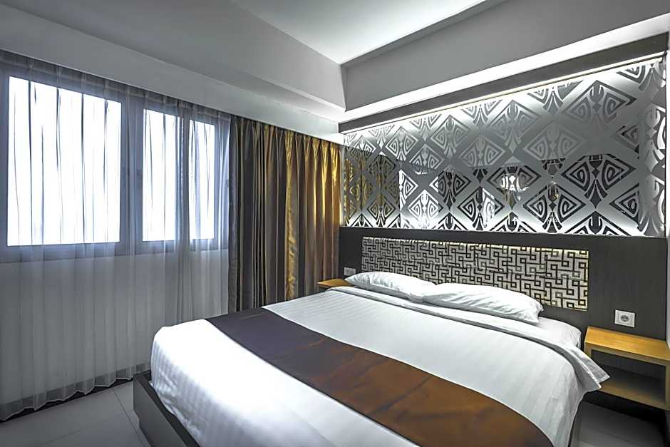 Photo 1 of 1 of Deluxe 3 Bedroom Apartment