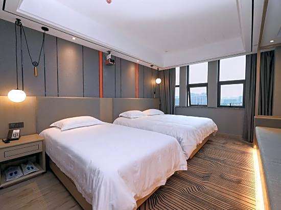 Lvyue Luxury Hotel