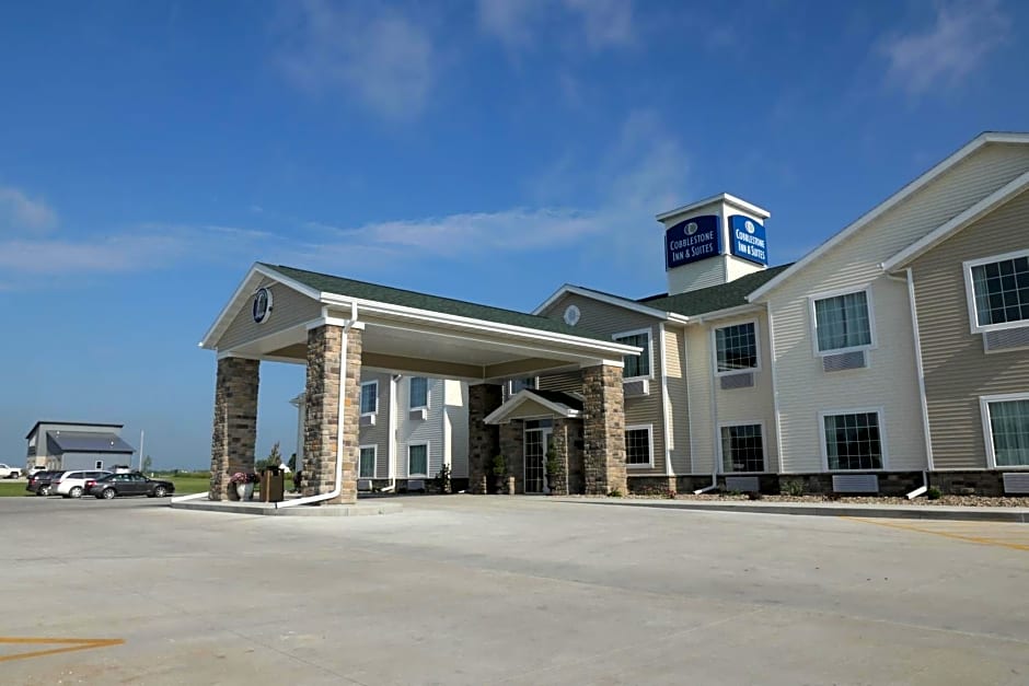 Cobblestone Inn & Suites-Winterset