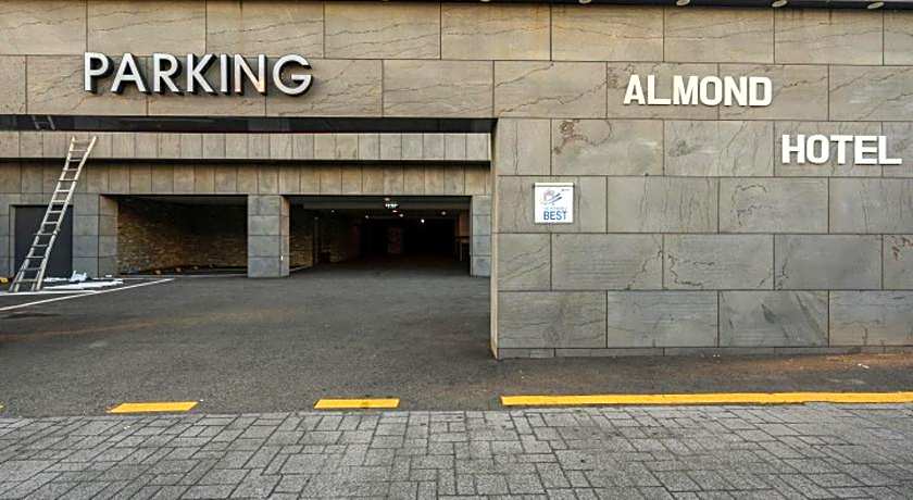 almond hotel Gupo station