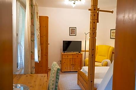 Single Room with Shower