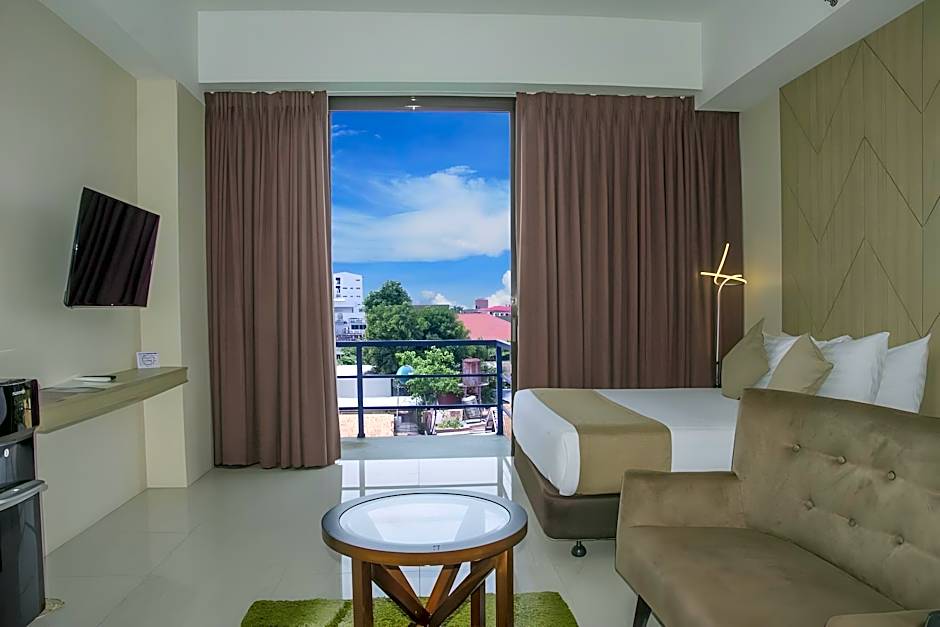 Eastland Hotel and Residences