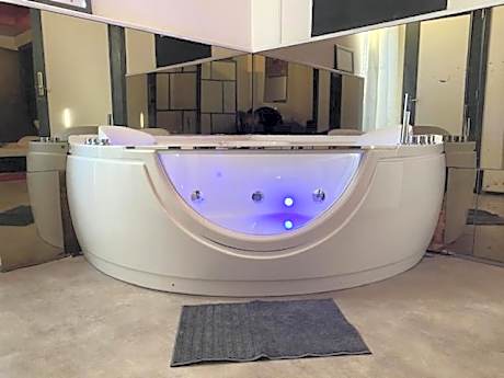 Double Room with Spa Bath