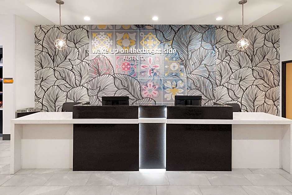 La Quinta Inn & Suites by Wyndham Austin Parmer/Tech Ridge