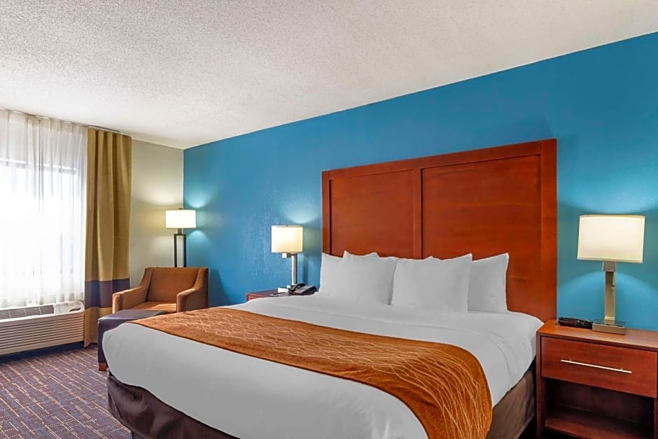 Comfort Inn & Suites Lees Summit -Kansas City