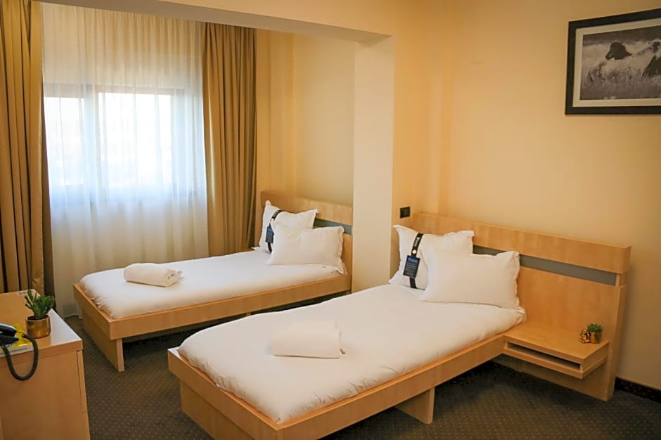 Foto 1 von 7 von Classic 1 Double Bed or 1 Twin Bed