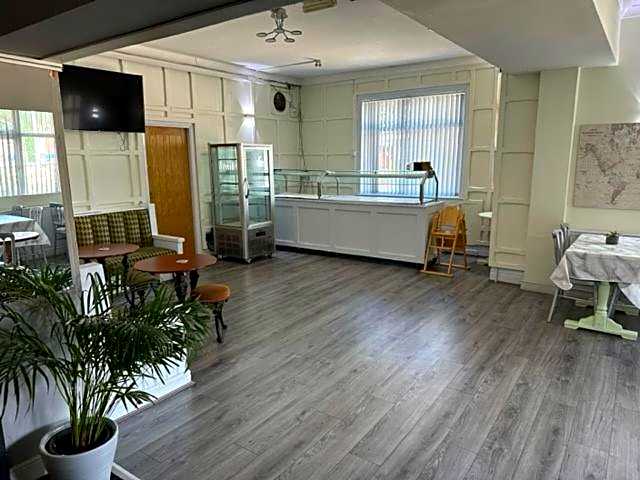 The Grosvenor Free house