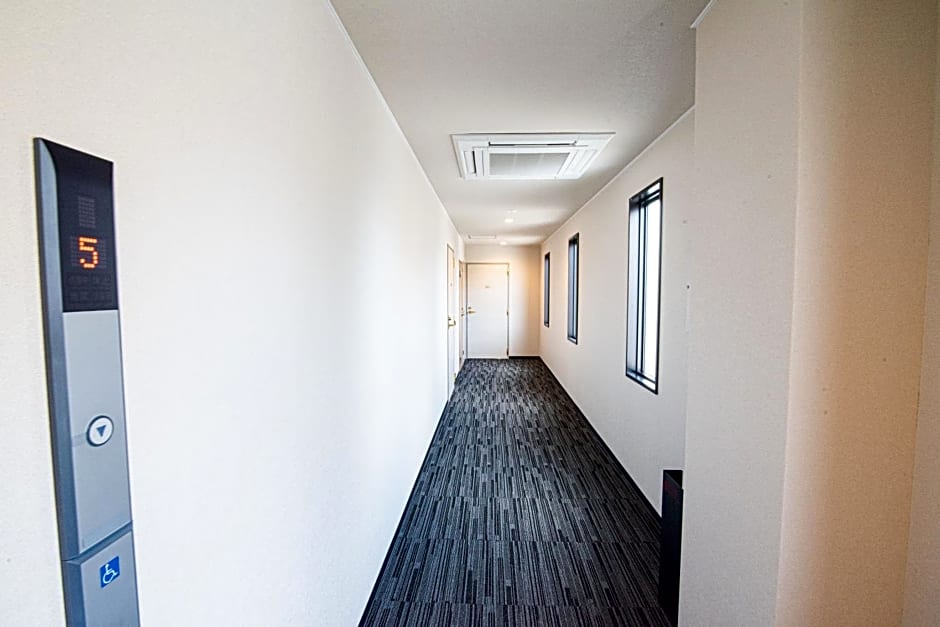 Xcellent Hotel