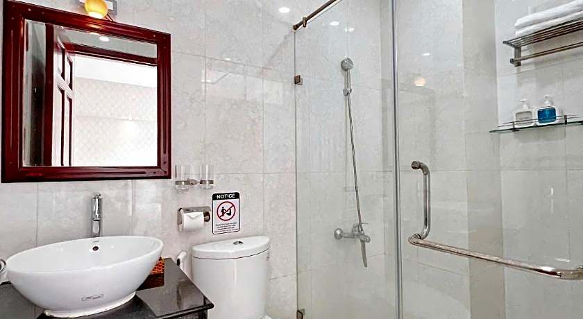 SaiGon Europe Hotel - Bui Vien Walking Street