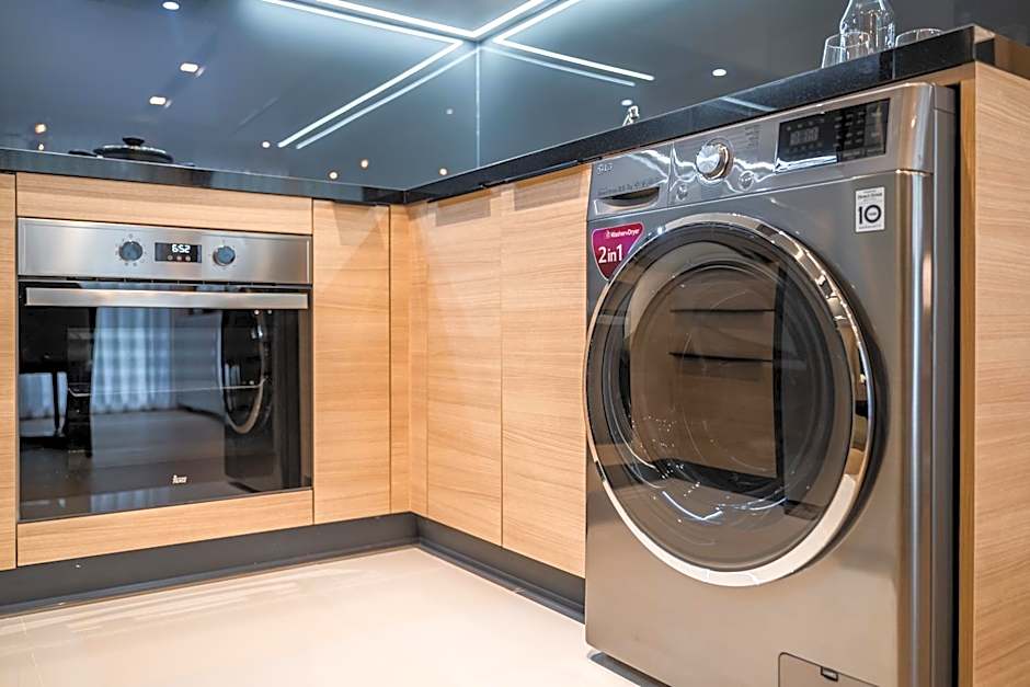 Destiny63 Ekamai Apartment